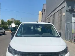 Blanco Usado 2020 Peugeot Rifter Active Monovolumen | 13.950 € (Un poco caro)