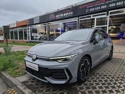 Gris / plata Usado 2024 VW Golf VIII R-line Utilitario | 34.990 € (Caro)