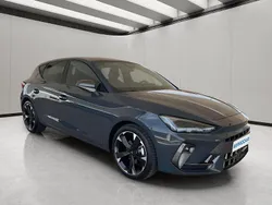 Azul Nuevo 2024 Cupra Leon Berlina | 31.900 € (Caro)
