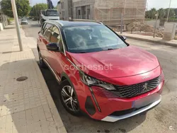 Rojo Usado 2021 Peugeot 5008 Allure Monovolumen | 23.600 € (Precio justo)