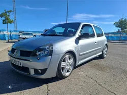 Gris / plata Usado 2003 Renault Clio II Berlina | 7500 € (Precio justo)