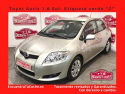 Gris / plata Usado 2008 Toyota Auris Sol Berlina | 7990 € (Precio justo)
