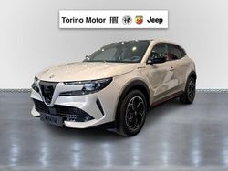 Beige Nuevo 2025 Alfa Romeo Junior Edizione Speciale SUV | 29.900 € (Precio justo)