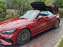 Rojo Nuevo 2024 Mercedes E220 Descapotable | 69.999 € (Un poco caro)