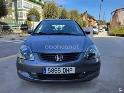 Gris / plata Usado 2005 Honda Civic ES Berlina | 2700 € (Precio justo)