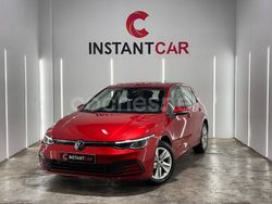 Rojo Usado 2021 VW Golf VIII Life Berlina | 19.990 € (Buen precio)