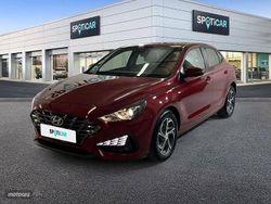 Rojo Usado 2023 Hyundai i30 Berlina | 19.995 € (Precio justo)