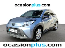 Gris Usado 2024 Toyota Aygo Play Utilitario | 13.719 € (Precio justo)