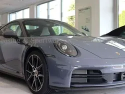 Gris Usado 2024 Porsche 911 Carrera Coupe | 196.900 €
