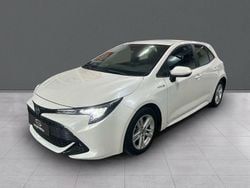 Blanco Usado 2020 Toyota Corolla Active Berlina | 21.500 € (Un poco caro)