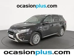 Negro Usado 2021 Mitsubishi Outlander Motion SUV | 23.082 € (Buen precio)