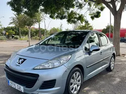Gris / plata Usado 2010 Peugeot 207 Berlina | 3200 € (Buen precio)