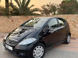 Negro Usado 2006 Mercedes A150 Classic Monovolumen | 4699 € (Precio justo)