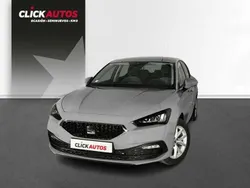 Plateado Usado 2024 Seat Leon Style Berlina | 19.300 € (Buen precio)