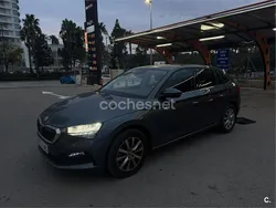 Gris / plata Usado 2021 Skoda Scala Ambition Utilitario | 15.500 € (Precio justo)
