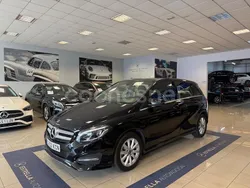 Negro Usado 2017 Mercedes B180 Monovolumen | 13.900 € (Precio justo)