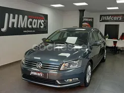 Gris / plata Usado 2013 VW Passat Advance Berlina | 10.900 € (Precio justo)