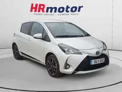 Blanco Usado 2017 Toyota Yaris Hybrid Utilitario | 13.200 € (Precio justo)