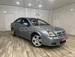 Gris / plata Usado 2003 Opel Vectra GTS Elegance Berlina | 4950 €
