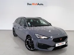Gris / plata Usado 2024 Cupra Leon Familiar | 30.700 € (Precio justo)