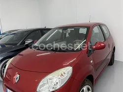 Rojo Usado 2009 Renault Twingo Authentique Utilitario | 4000 €