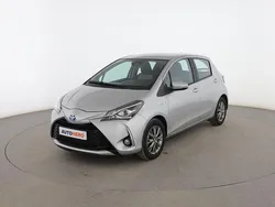 Gris Usado 2018 Toyota Yaris Hybrid Active Utilitario | 15.699 € (Un poco caro)