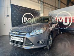 Gris / plata Usado 2014 Ford Focus Titanium Berlina | 6890 € (Precio justo)