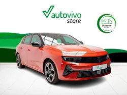 Rojo Usado 2023 Opel Astra Berlina | 19.700 € (Un poco caro)