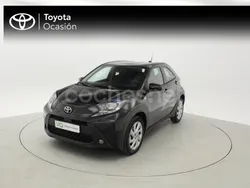 Negro Usado 2023 Toyota Aygo X-play Utilitario | 16.225 € (Precio justo)