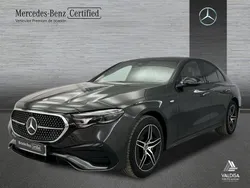Gris Usado 2025 Mercedes E300 Berlina | 69.900 € (Super precio)