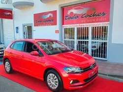 Rojo Usado 2019 VW Polo Advance Berlina | 9999 € (Buen precio)
