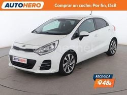 Blanco Usado 2016 Kia Rio Berlina | 9199 € (Precio justo)