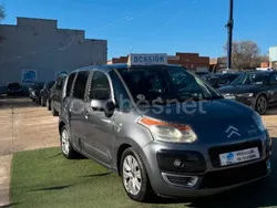 Gris / plata Usado 2010 Citroën C3 Picasso Exclusive Monovolumen | 4499 € (Buen precio)