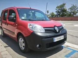 Rojo Usado 2021 Renault Kangoo Edition One Monovolumen | 12.500 € (Precio justo)