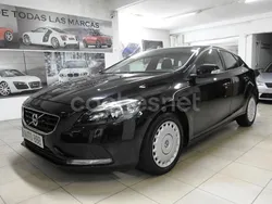 Negro Usado 2016 Volvo V40 Inscription Familiar | 12.499 € (Precio justo)
