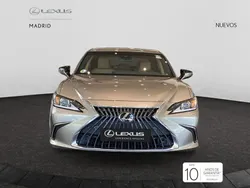 Gris Nuevo 2025 Lexus ES300H Berlina | 54.600 €