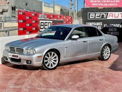 Gris Usado 2007 Jaguar XJ6 Executive Berlina | 12.990 €