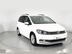 Blanco Usado 2017 VW Touran Advance Monovolumen | 20.900 € (Un poco caro)