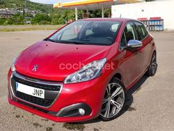 Rojo Usado 2016 Peugeot 208 Allure Utilitario | 7950 € (Precio justo)