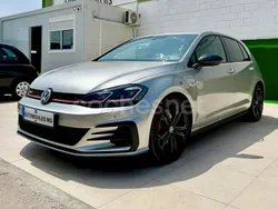 Gris / plata Usado 2019 VW Golf VII GTI Berlina | 23.990 € (Buen precio)