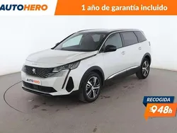 Blanco Usado 2023 Peugeot 5008 Allure Monovolumen | 24.285 € (Precio justo)