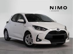 Bronce oliva Usado 2021 Toyota Yaris Hybrid Active Berlina | 20.490 € (Un poco caro)