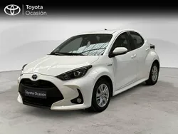 Blanco Usado 2021 Toyota Yaris Hybrid Active Berlina | 19.750 € (Precio justo)