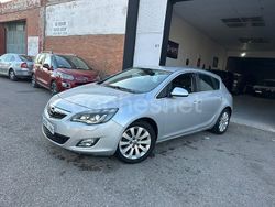 Gris / plata Usado 2012 Opel Astra Excellence Berlina | 5990 € (Precio justo)