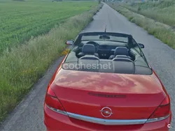 Rojo Usado 2009 Opel Astra Cabriolet Enjoy Descapotable | 5500 € (Caro)