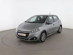 Gris Usado 2018 Peugeot 208 Signature Sky Utilitario | 8799 € (Precio justo)