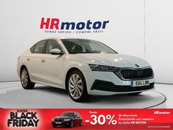 Blanco Usado 2022 Skoda Octavia Ambition Berlina | 24.890 € (Precio justo)