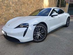 Blanco Usado 2022 Porsche Taycan Berlina | 62.900 € (Un poco caro)