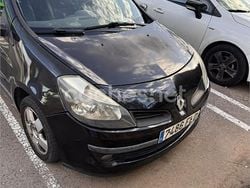 Negro Usado 2007 Renault Clio II Dynamique Berlina | 1800 € (Buen precio)