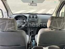 Blanco Usado 2014 Ford Tourneo Titanium Monovolumen | 4000 €
